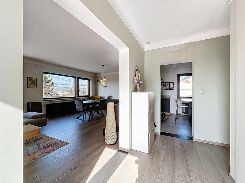 Maison traditionnelle - 103 m² - 6 pièces