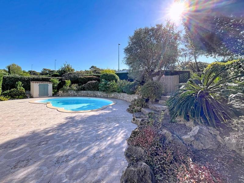 Maison - 128 m² - 5 pièces