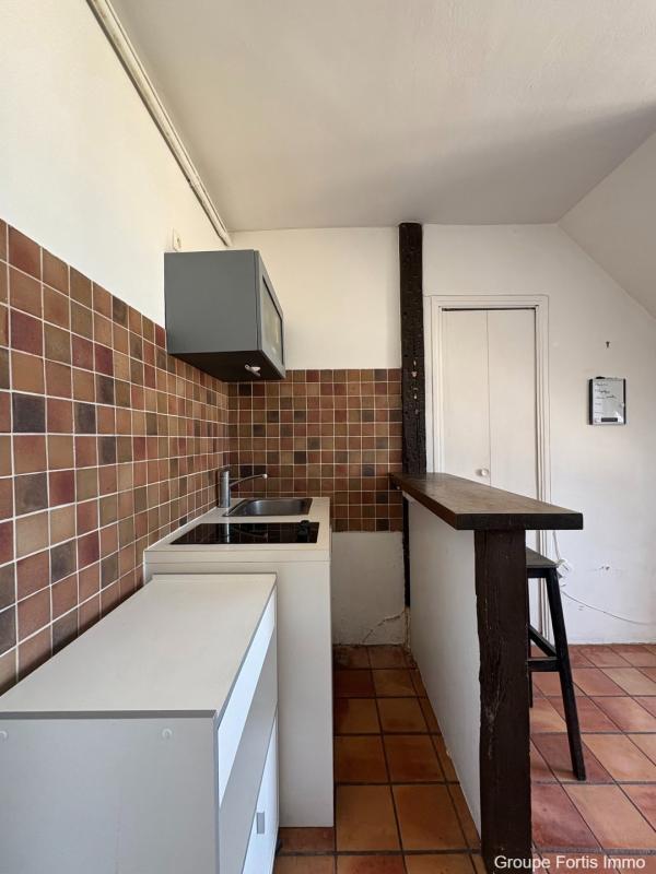 Studio - 12 m² - 1 pièce