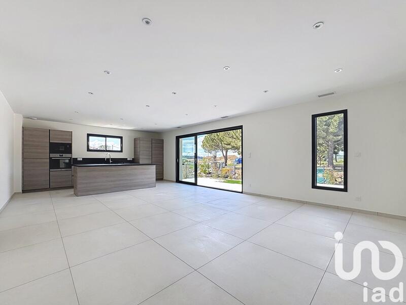 Maison - 135 m² - 5 pièces