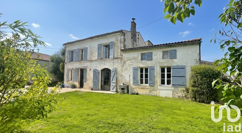 Maison - 200 m² - 7 pièces