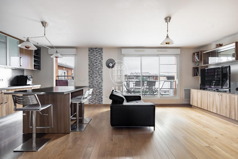 Appartement - 102 m² - 5 pièces