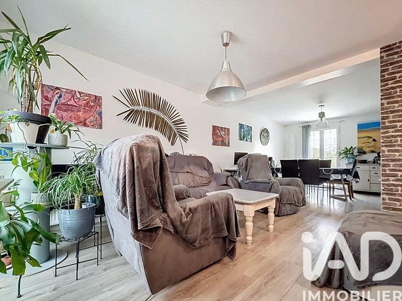 Maison - 97 m² - 5 pièces