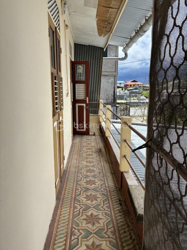 Maison ancienne - 244 m² - 6 pièces