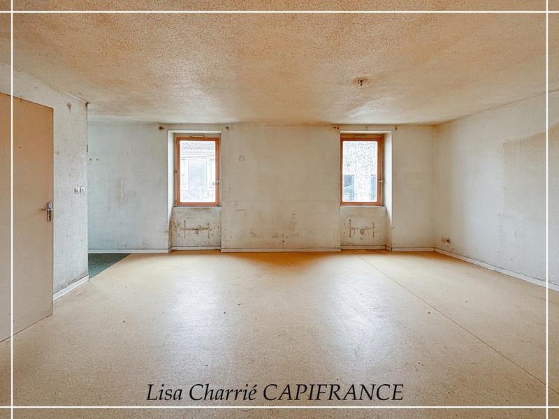 Immeuble - 140 m² - 6 pièces