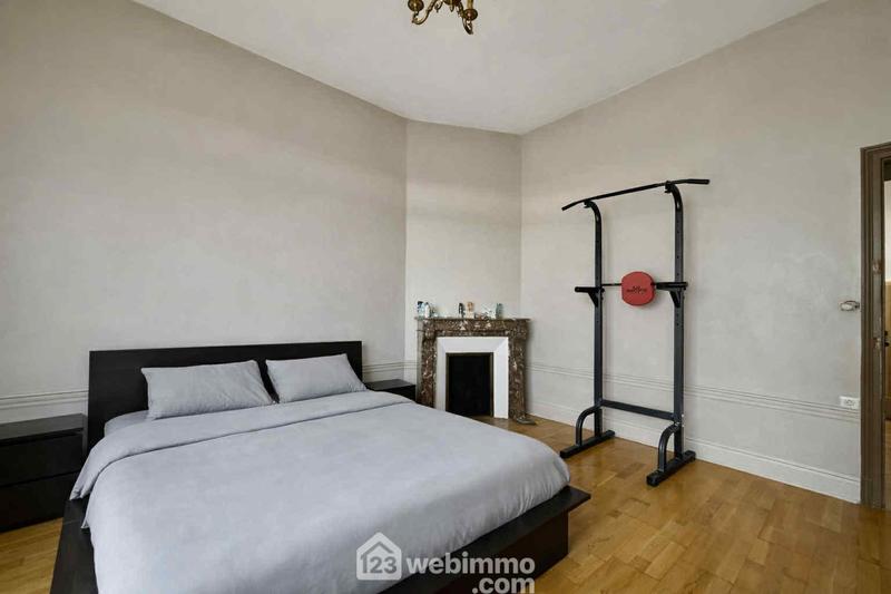 Immeuble - 186 m² - 6 pièces