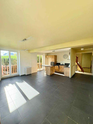 Maison - 136 m² - 5 pièces