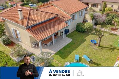 Maison - 170 m² - 5 pièces