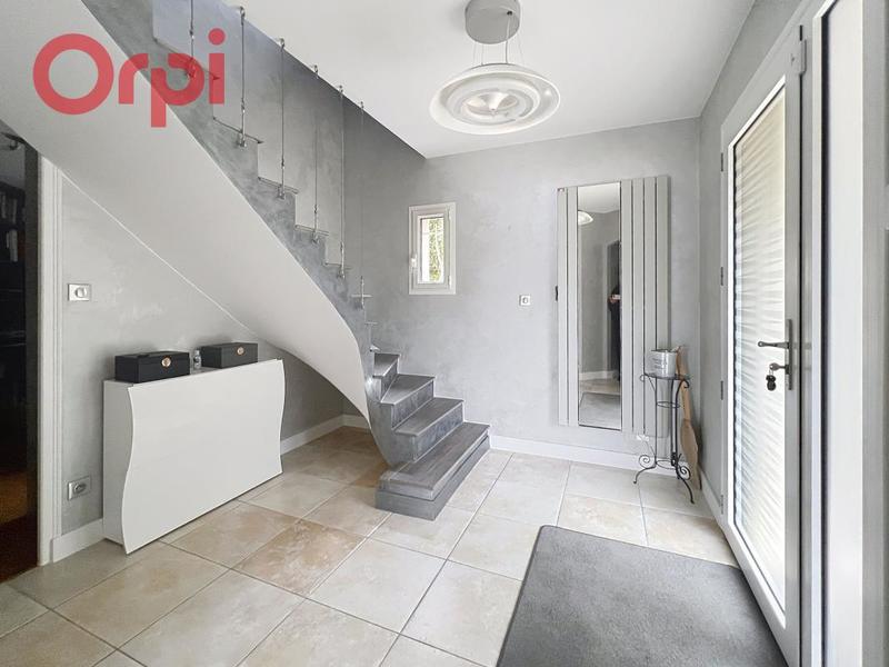 Villa - 225 m² - 5 pièces