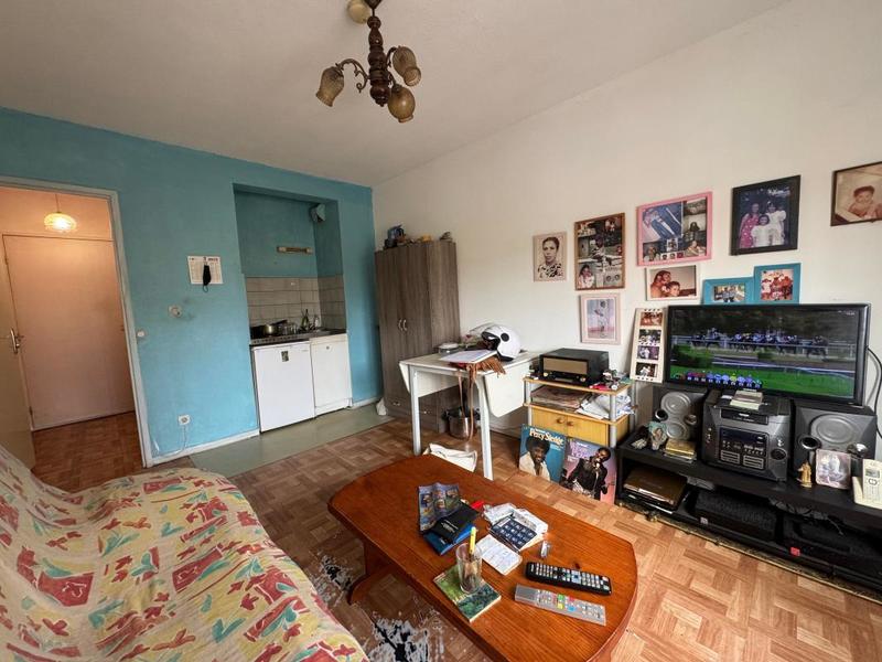 Studio - 19 m² - 1 pièce