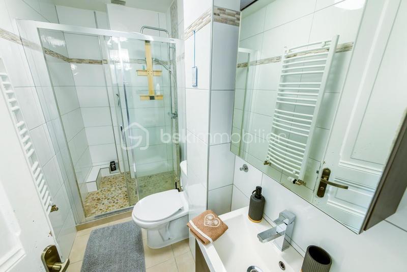 Appartement - 125 m² - 4 pièces