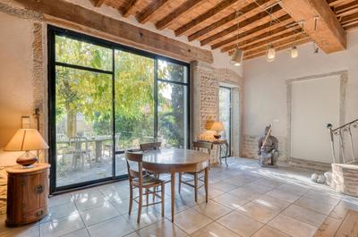 Maison - 342 m² - 9 pièces