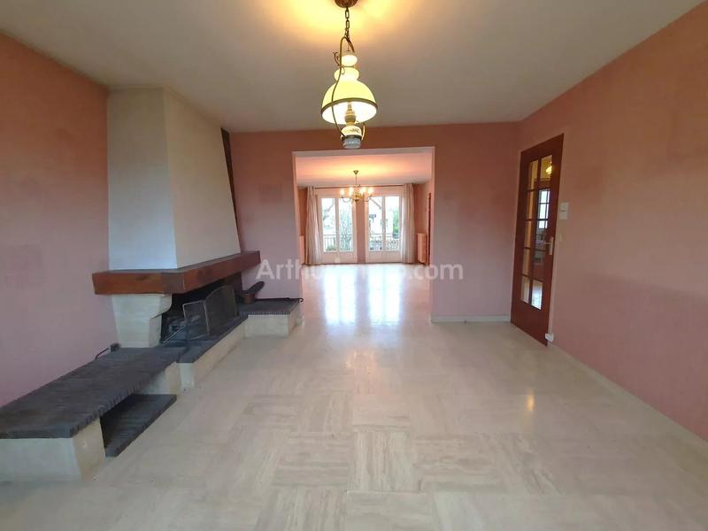 Maison - 138 m² - 8 pièces