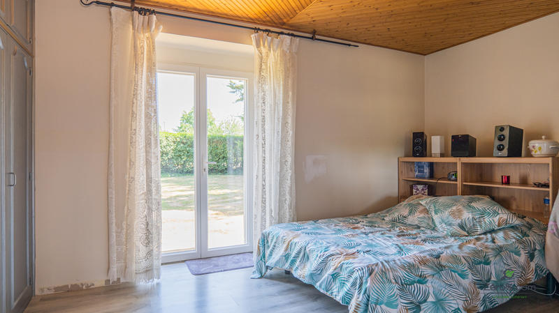 Maison - 218 m² - 7 pièces