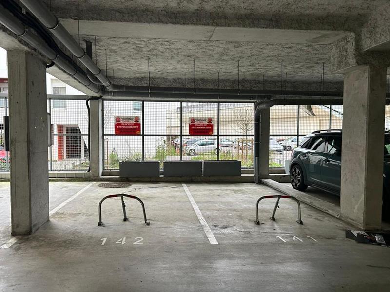 Parking / Garage - 23 m²