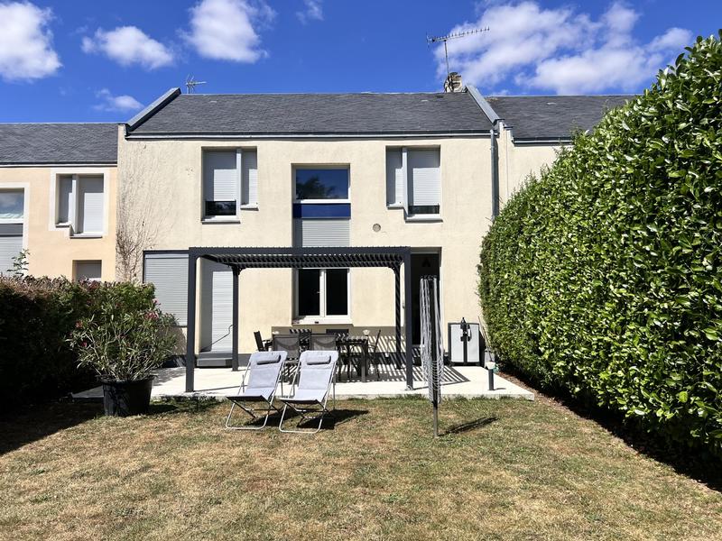 Maison traditionnelle - 130 m² - 6 pièces