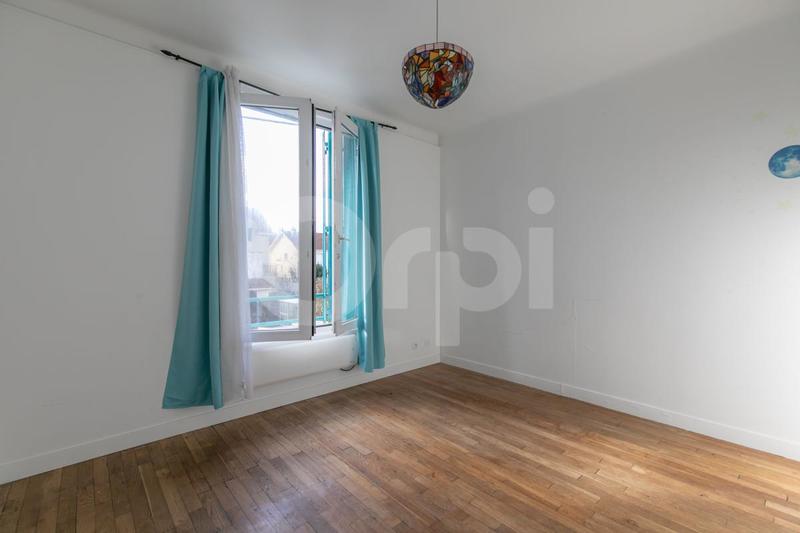 Maison - 87 m² - 4 pièces