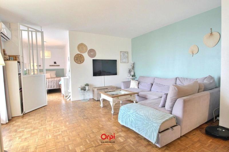 Appartement - 89 m² - 5 pièces