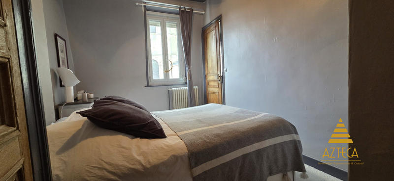 Maison - 158 m² - 9 pièces