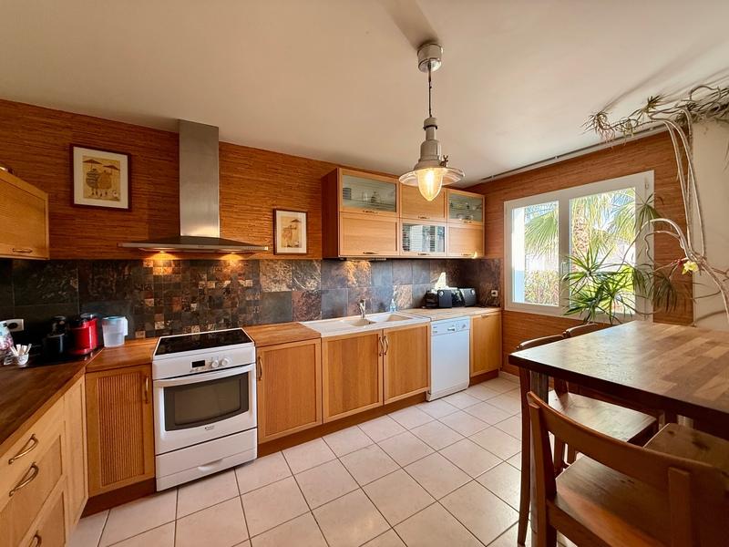 Maison - 167 m² - 7 pièces