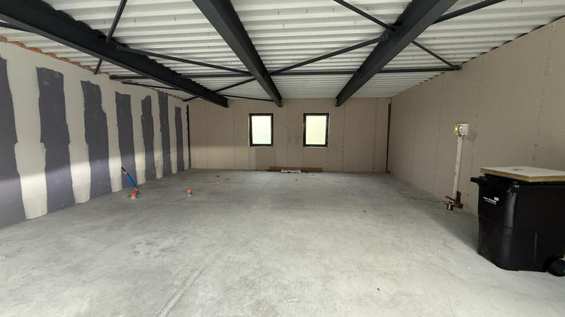 Local commercial - 82 m²