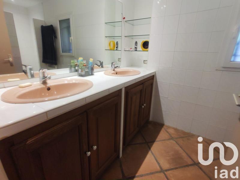 Maison - 180 m² - 5 pièces