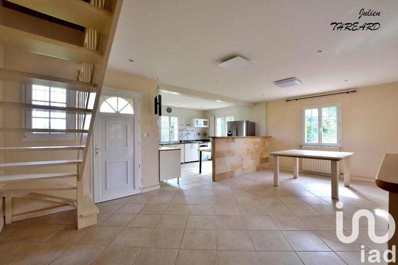 Maison - 224 m² - 6 pièces