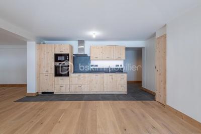 Appartement - 131 m² - 4 pièces