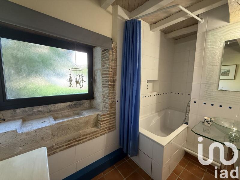 Maison - 380 m² - 12 pièces