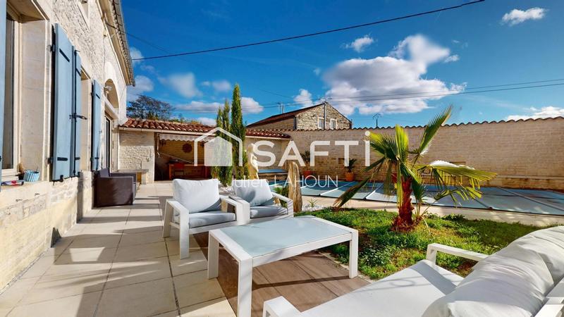 Maison - 299 m² - 7 pièces