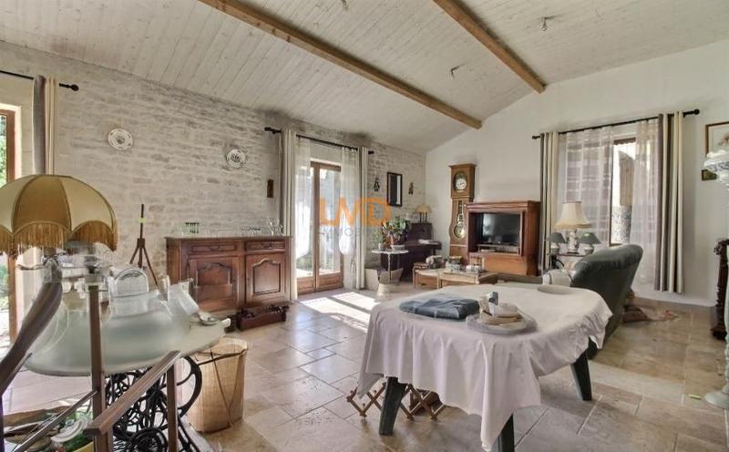 Maison - 96 m² - 4 pièces