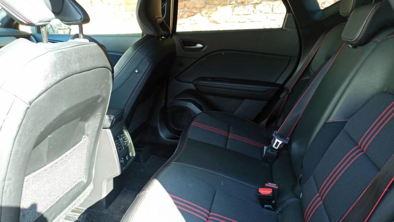 Renault Captur II 1.3 Mild Hybrid 160 Edc Rs Line