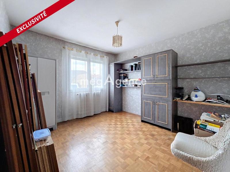 Maison - 107 m² - 7 pièces