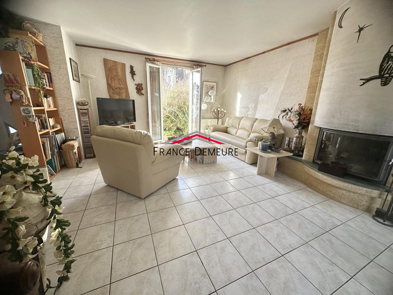 Maison - 140 m² - 7 pièces