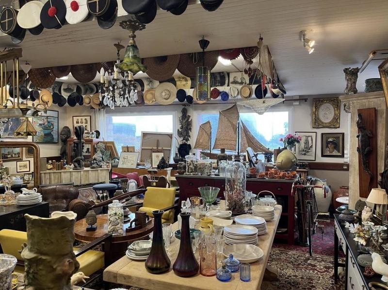 Bureau - 131 m² - 1 pièce