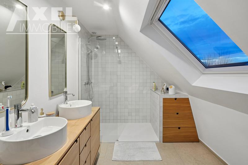 Maison - 120 m² - 4 pièces