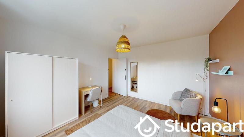 Chambre - 9 m² - 1 pièce