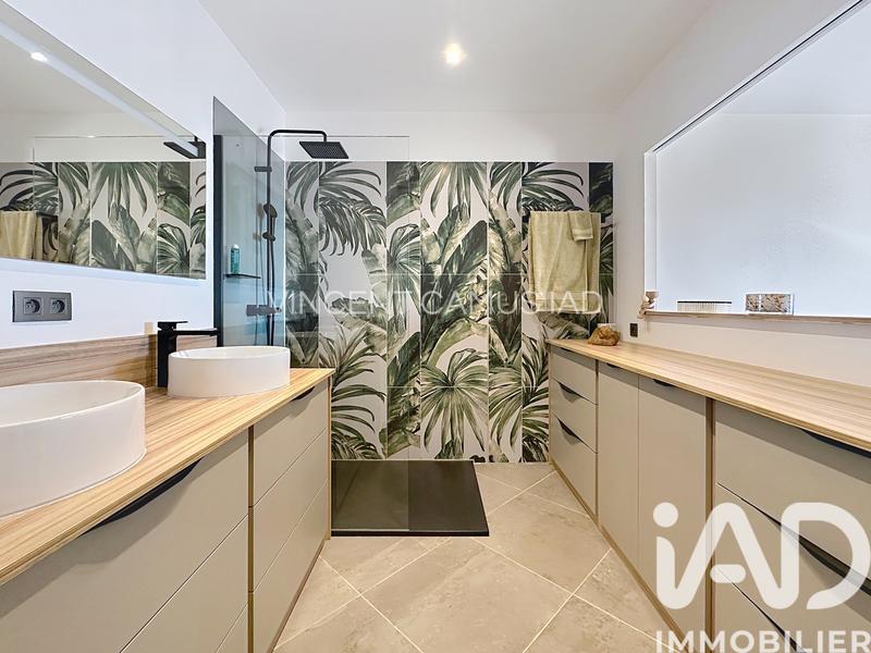 Maison - 270 m² - 7 pièces