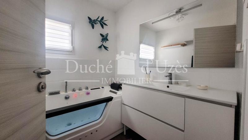 Maison - 195 m² - 9 pièces