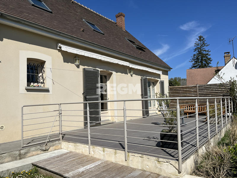Maison - 166 m² - 6 pièces