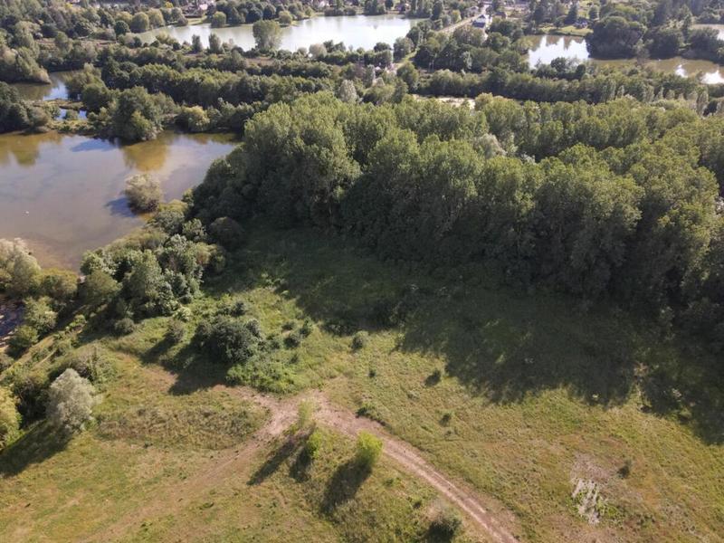 Terrain - 62 669 m²