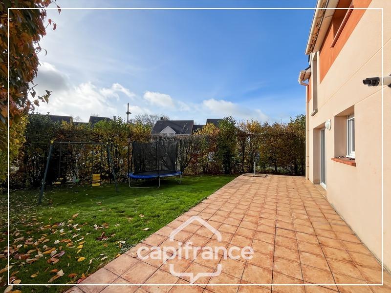 Maison - 98 m² - 5 pièces