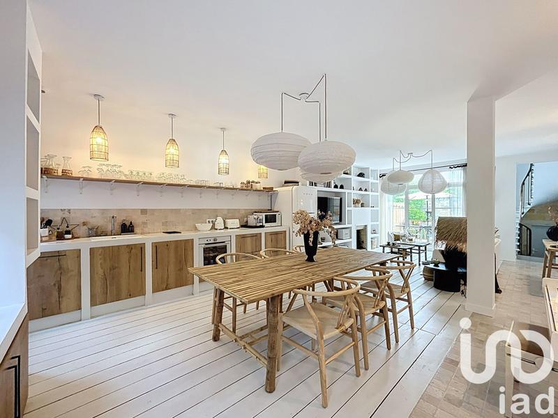 Maison - 167 m² - 7 pièces