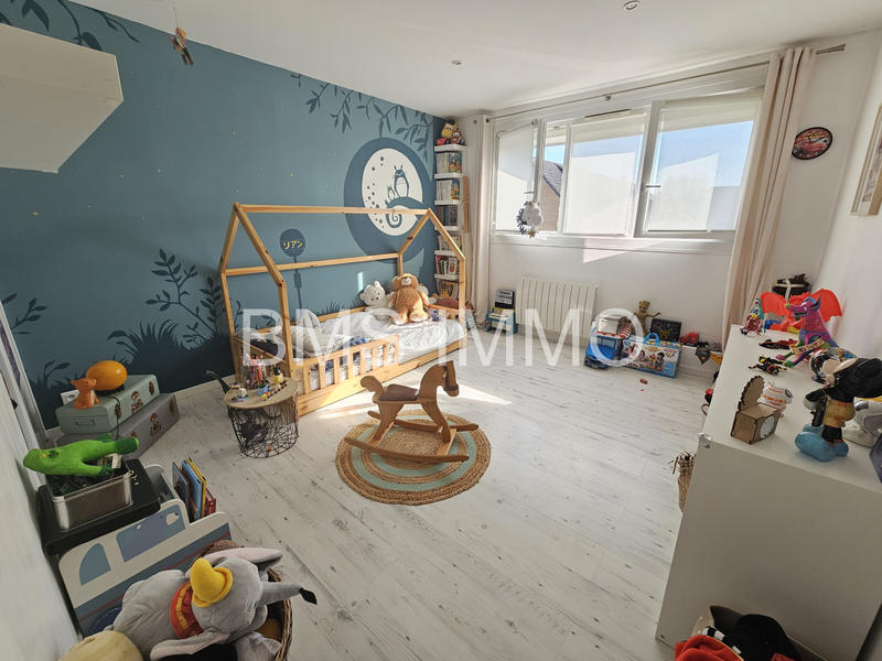 Maison - 107 m² - 5 pièces