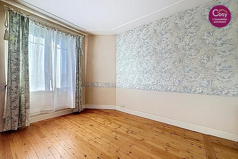 Demeure - 172 m² - 10 pièces