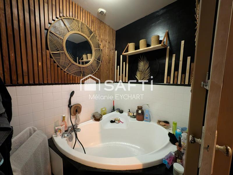 Maison - 264 m² - 7 pièces