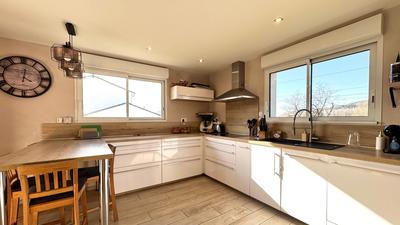 Maison - 165 m² - 6 pièces