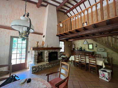 Maison - 175 m² - 5 pièces