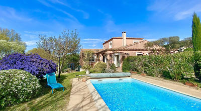 Villa - 158 m² - 4 pièces