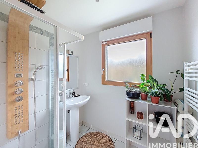 Maison - 165 m² - 8 pièces